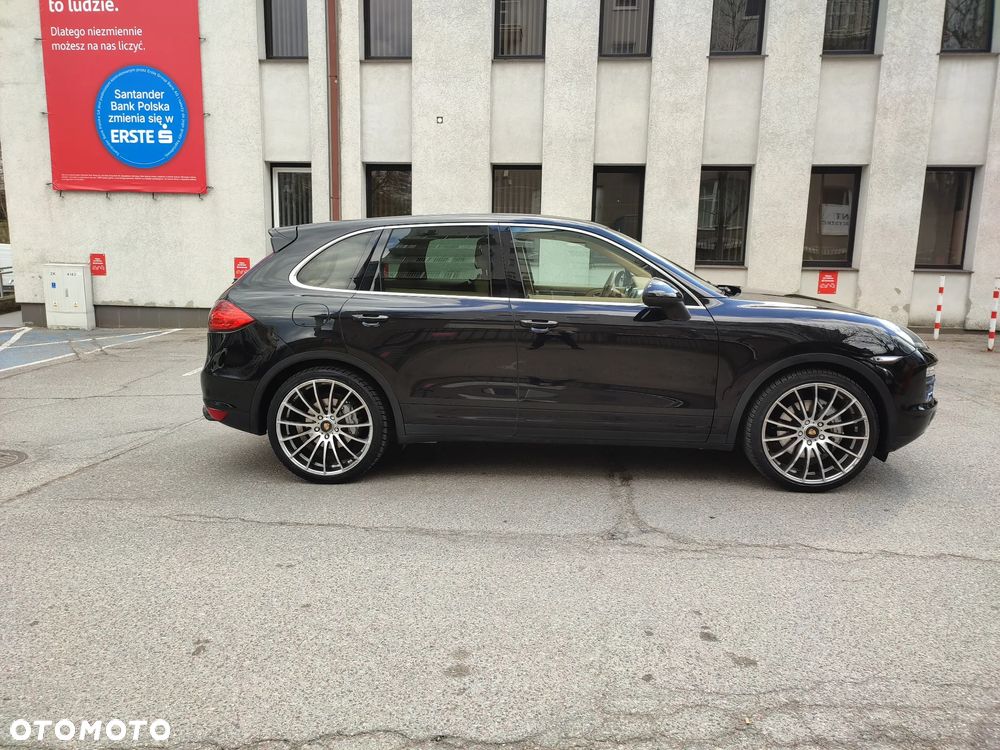 Porsche Cayenne - 34