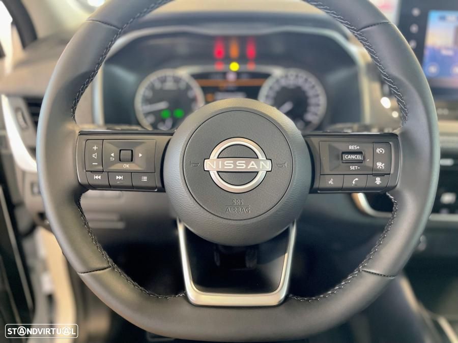 Nissan Qashqai 1.3 DIG-T Engage - 12