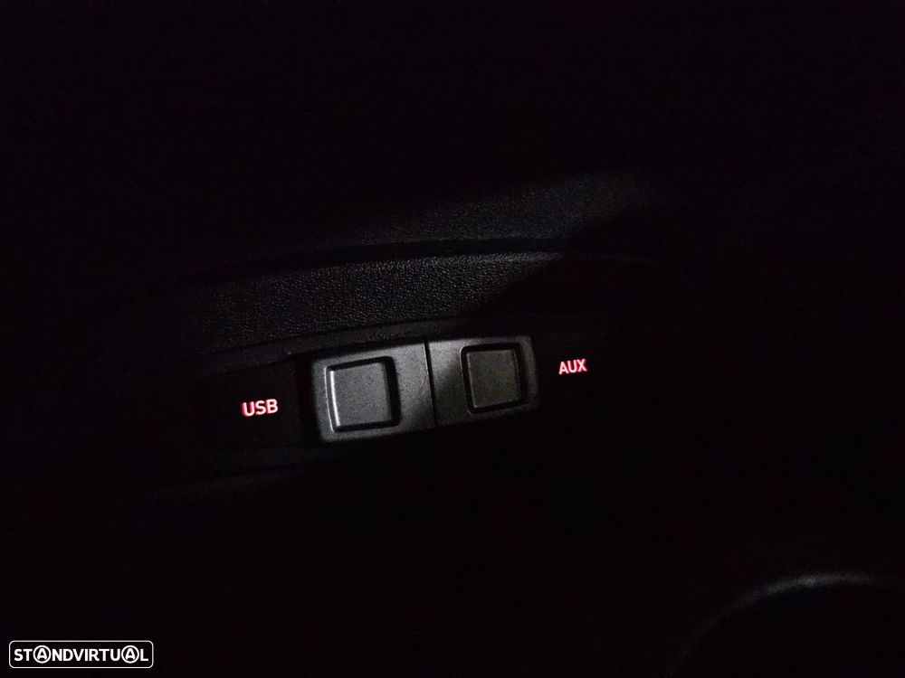 SEAT Leon 2.0 TDI FR DPF - 24