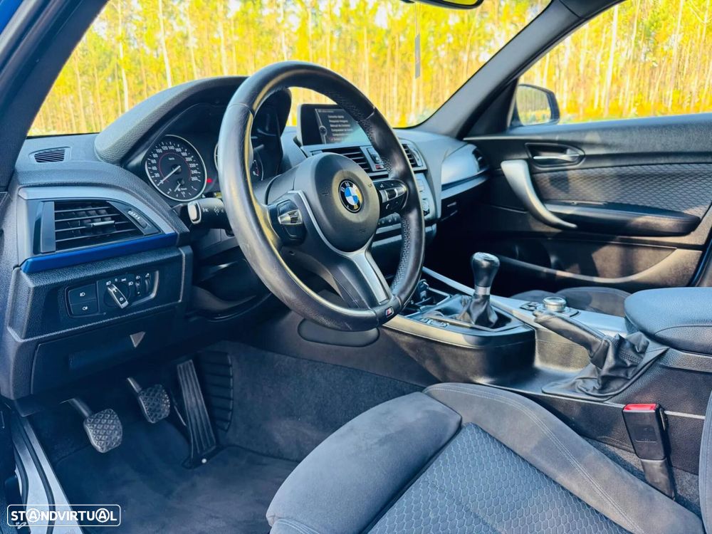 BMW 118 d Pack M - 19