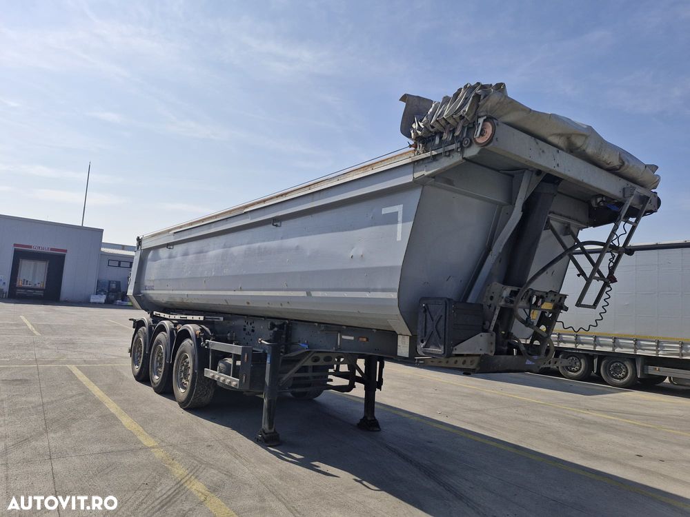 Schmitz Cargobull SKI 28 mc - 1