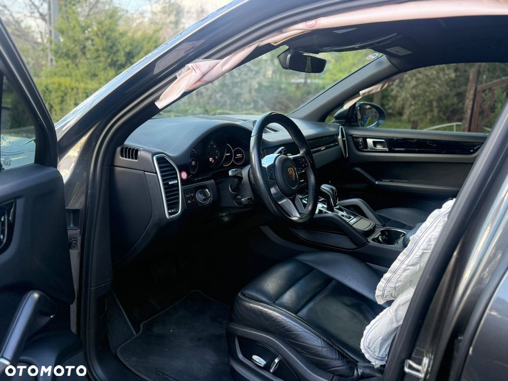 Porsche Cayenne Tiptronic S - 11
