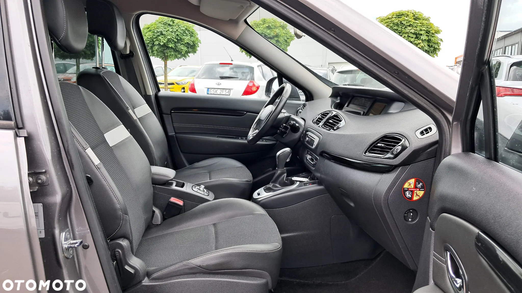 Renault Scenic 1.5 dCi Bose EDition EDC - 14