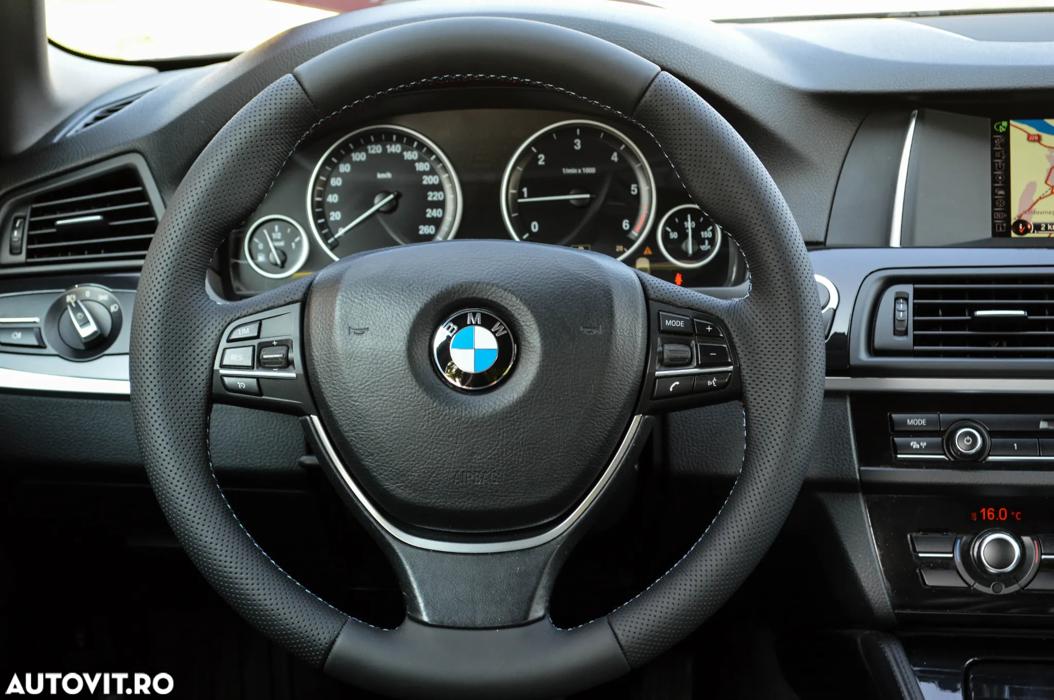 BMW Seria 5 520d Aut. - 36