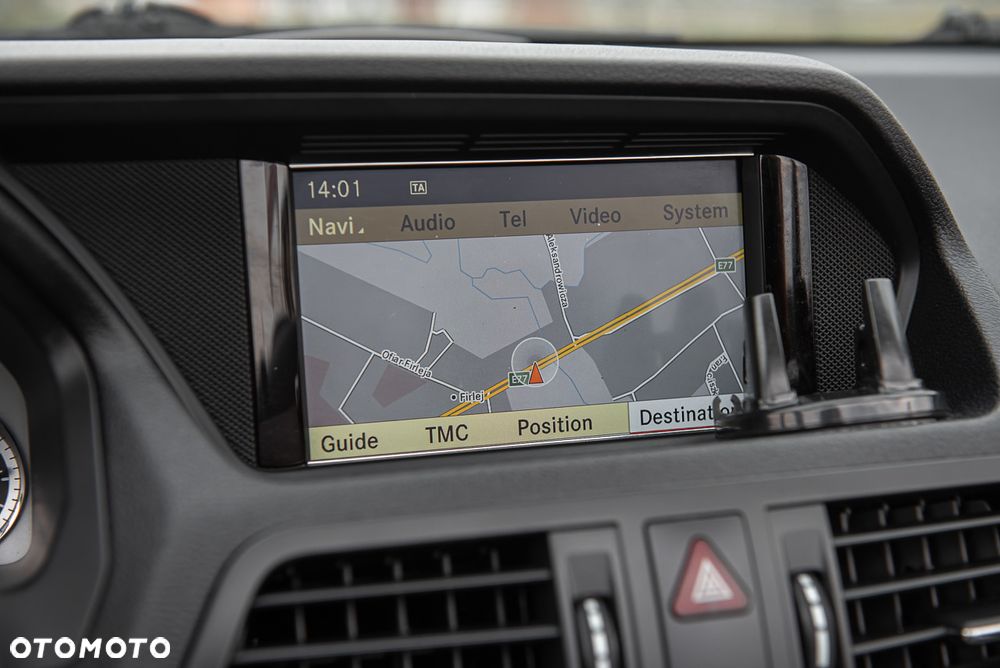 Mercedes-Benz Klasa E 350 CGI BlueEFFICIENCY 7G-TRONIC Avantgarde - 21