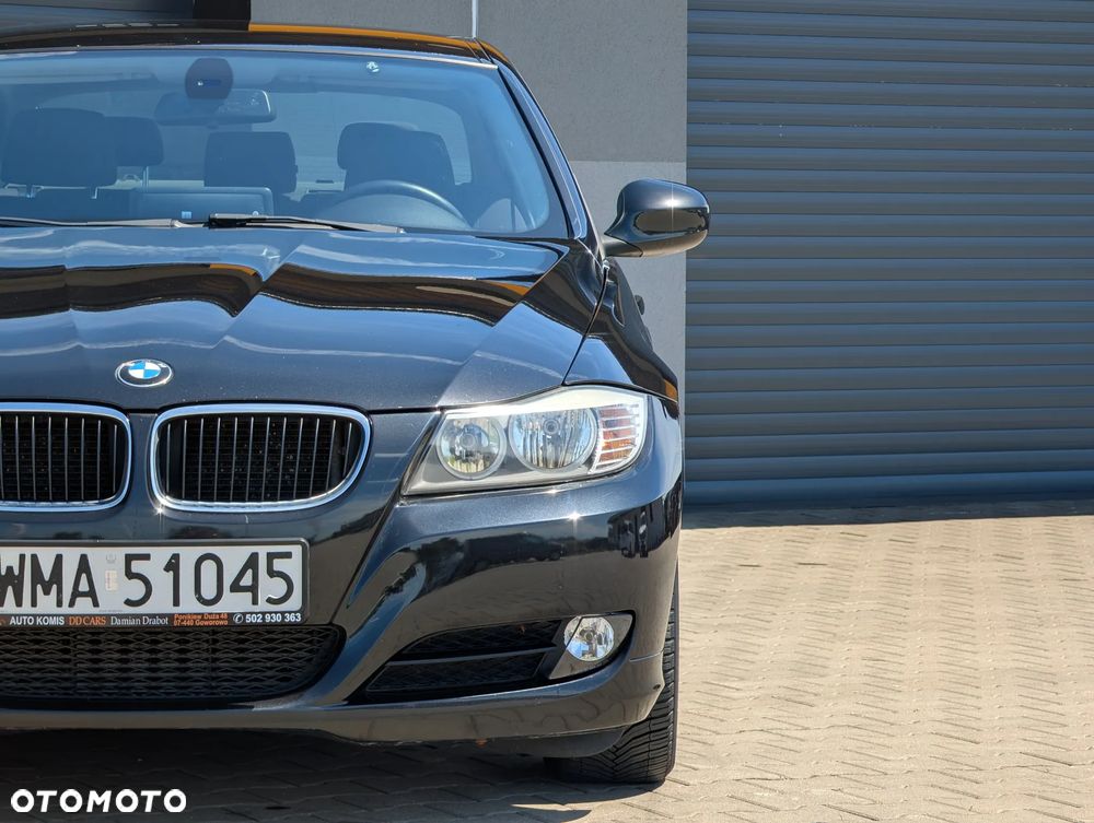 BMW Seria 3 320d Sport Line - 6