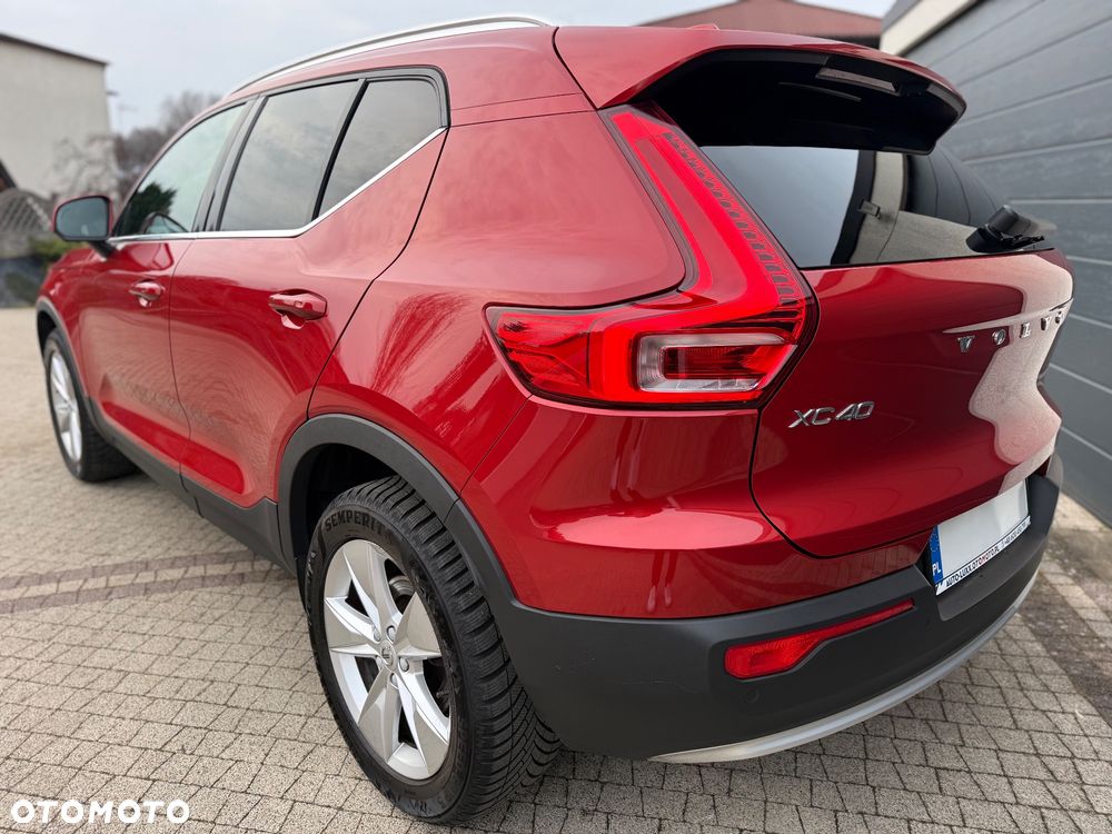 Volvo XC 40 B3 B DKG Plus Dark - 11