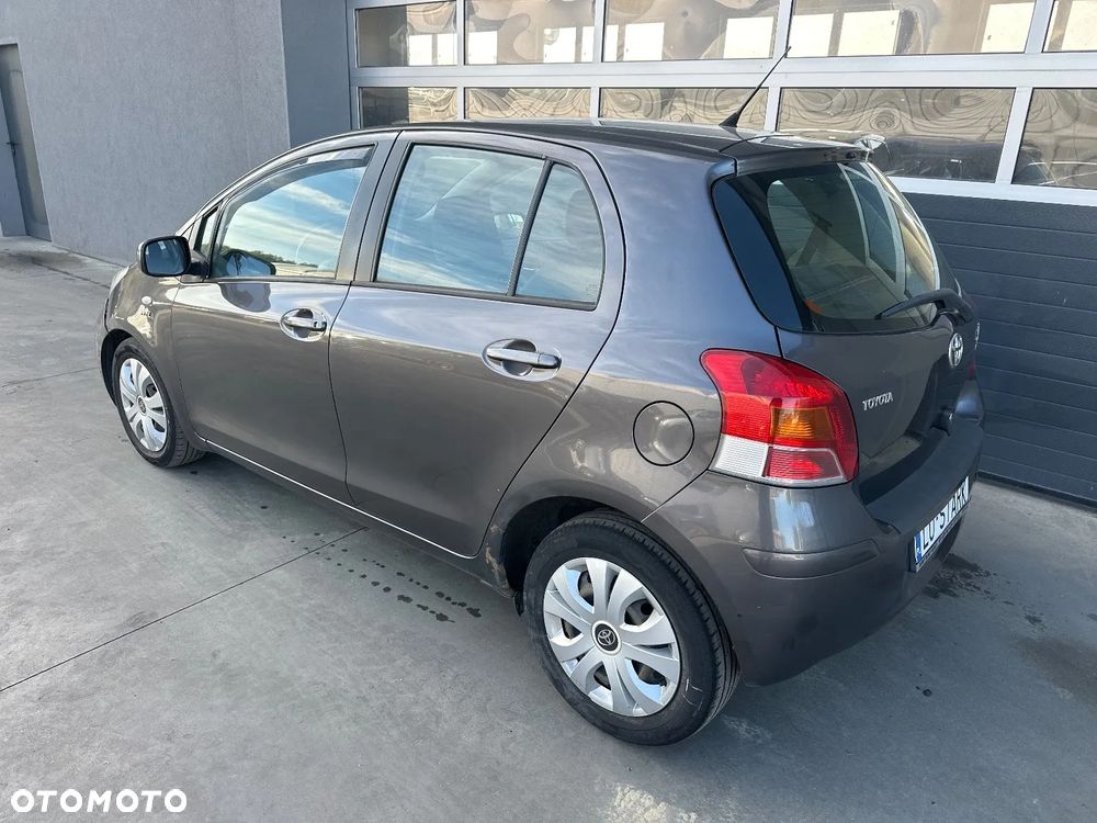 Toyota Yaris 1.4 D-4D Sol - 5