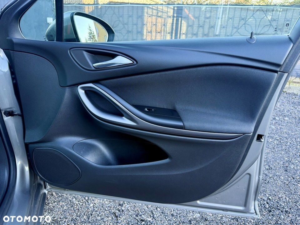 Opel Astra 1.4 Turbo Innovation - 31