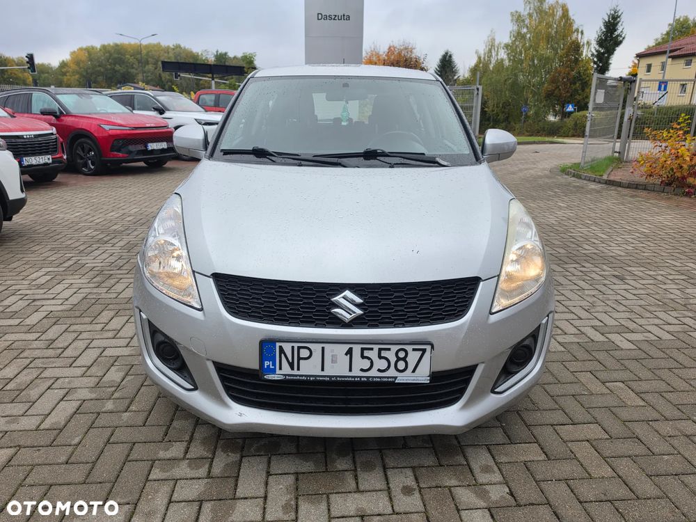 Suzuki Swift 2013 photo 3