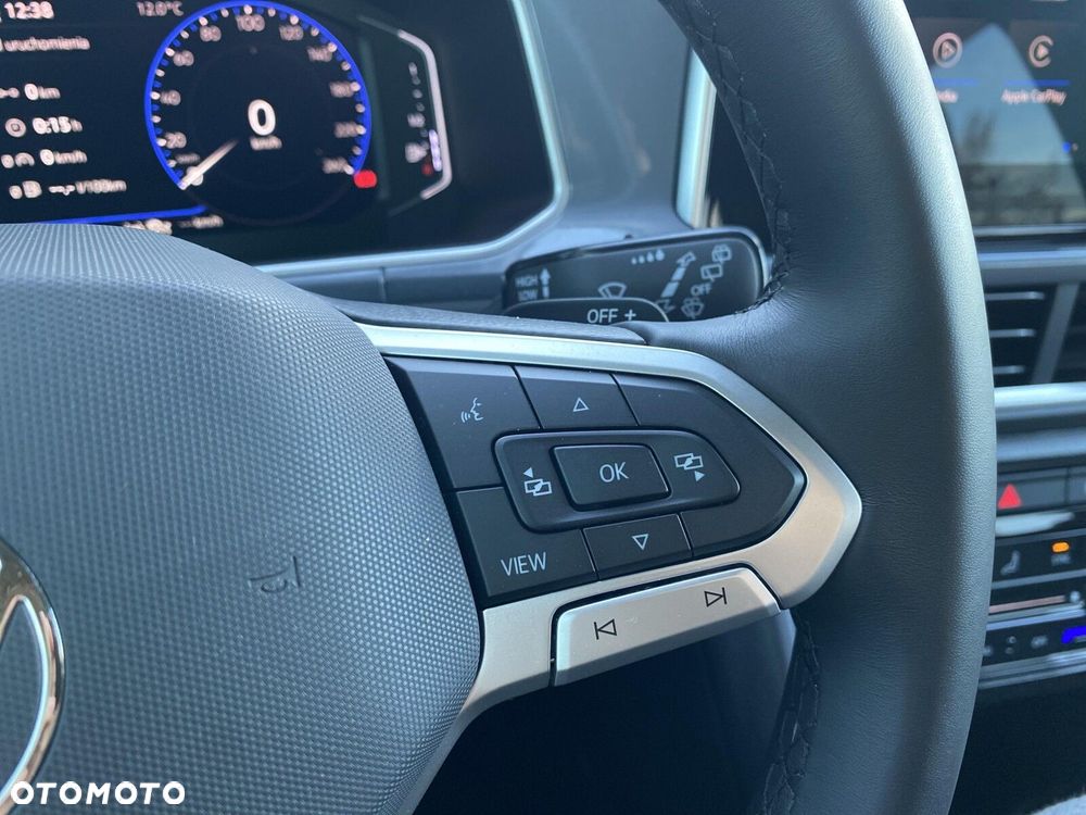 Volkswagen T-Roc - 33