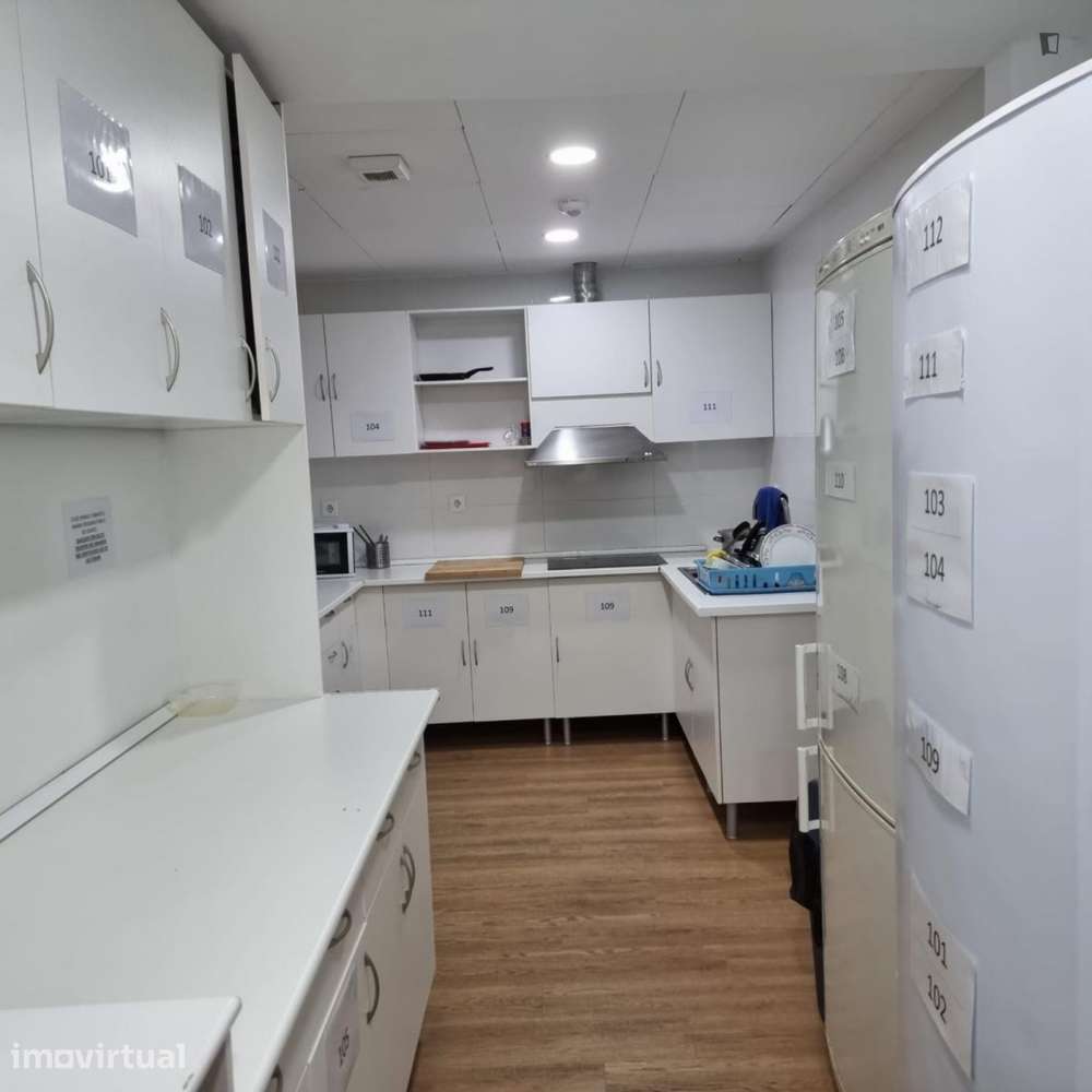 Quarto - localizado em Picoas Lisbon - Grande imagem: 5/15