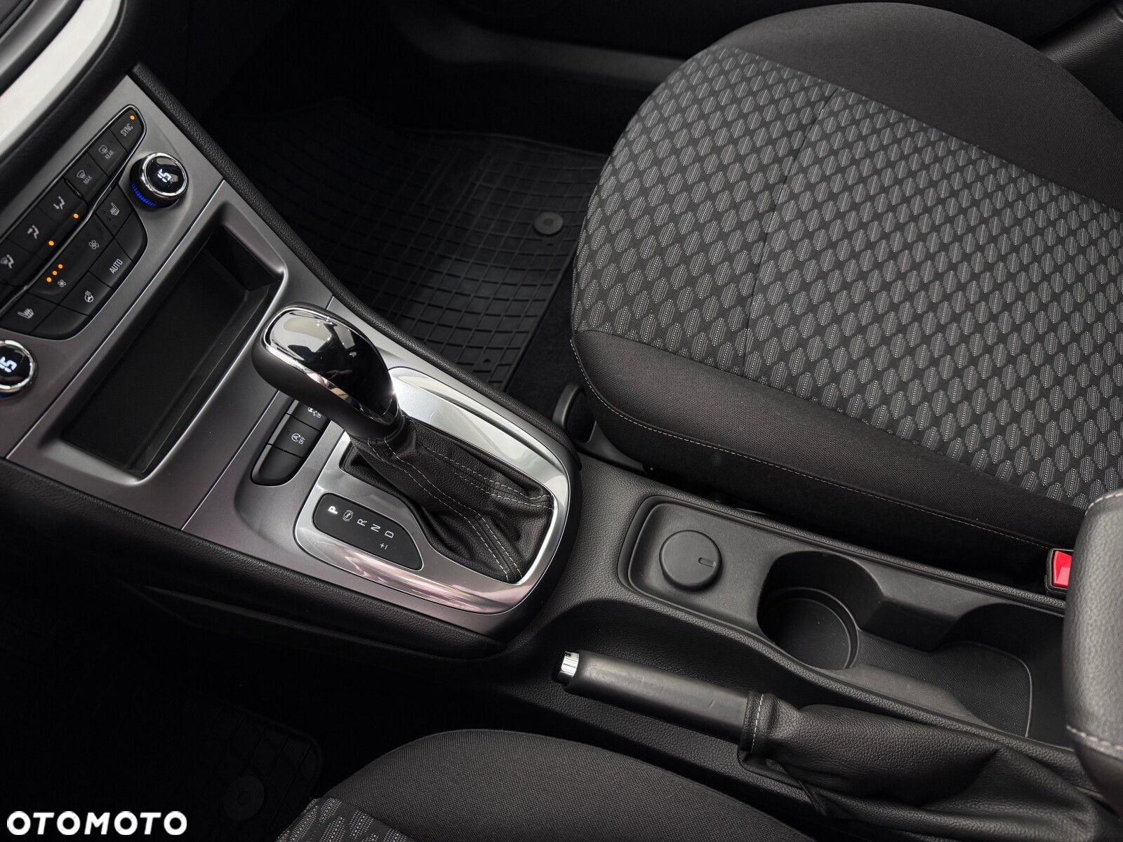 Opel Astra - 24