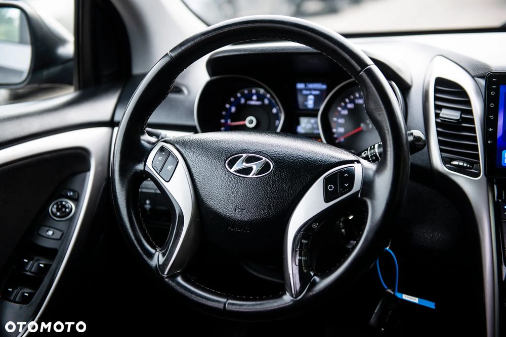 Hyundai i30 1.6 GDI Premium - 33