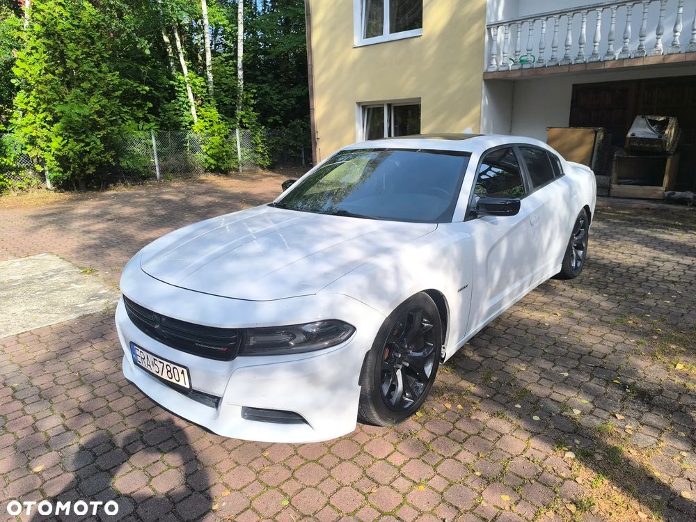 Dodge Charger ver-5-7-r-t - 3