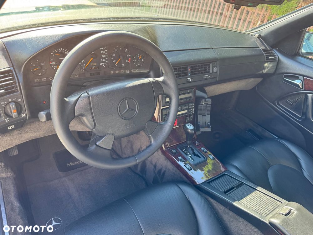 Mercedes-Benz SL - 13