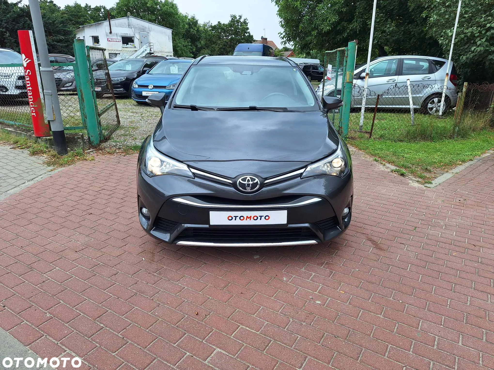 Toyota Avensis 2.0 D-4D Premium - 3