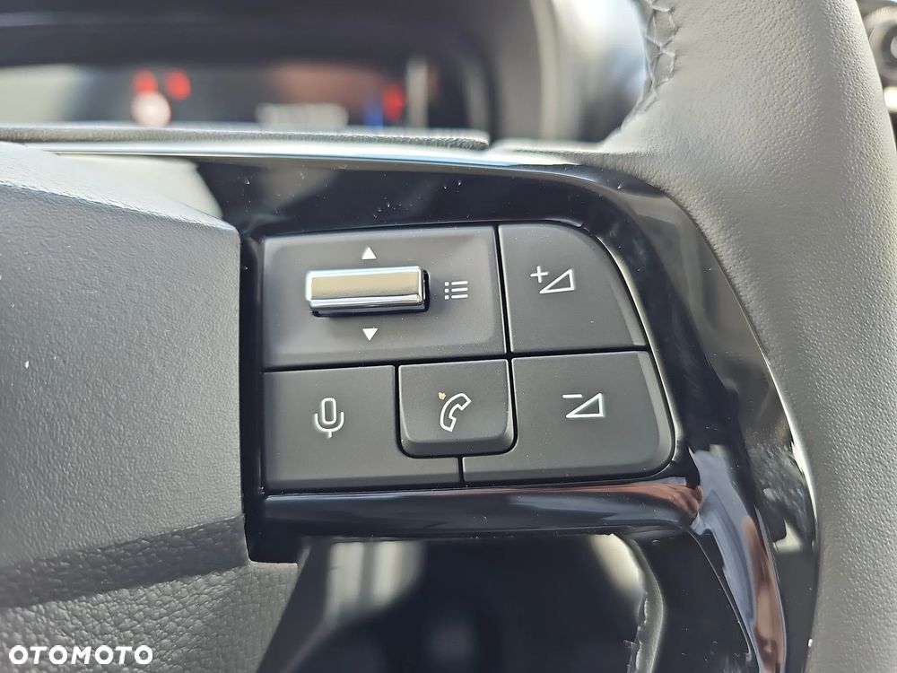 Opel COMBO 5-miescowy automat - 20