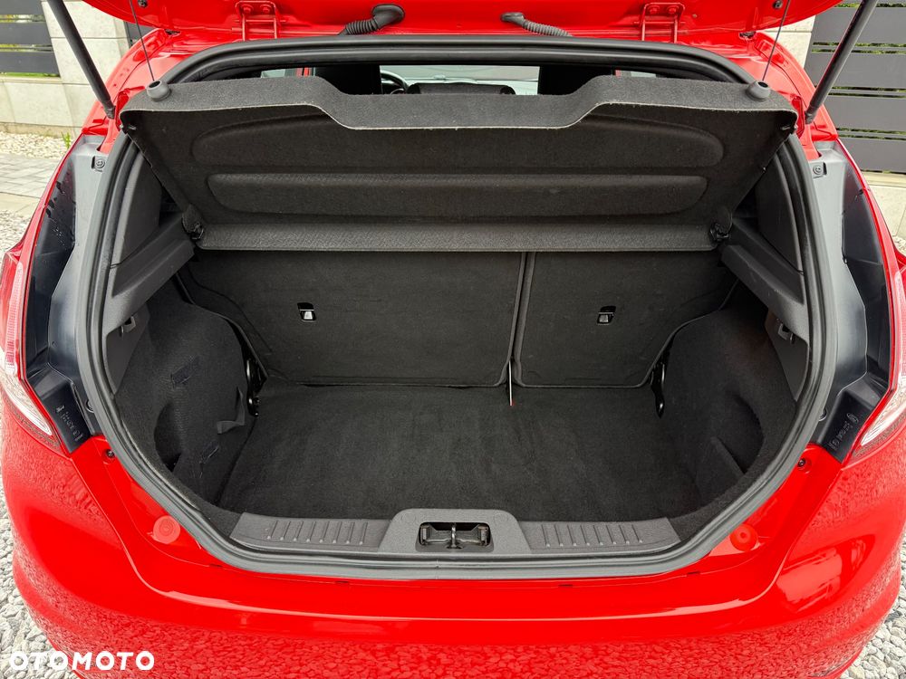 Ford Fiesta 1.6 EcoBoost ST - 28