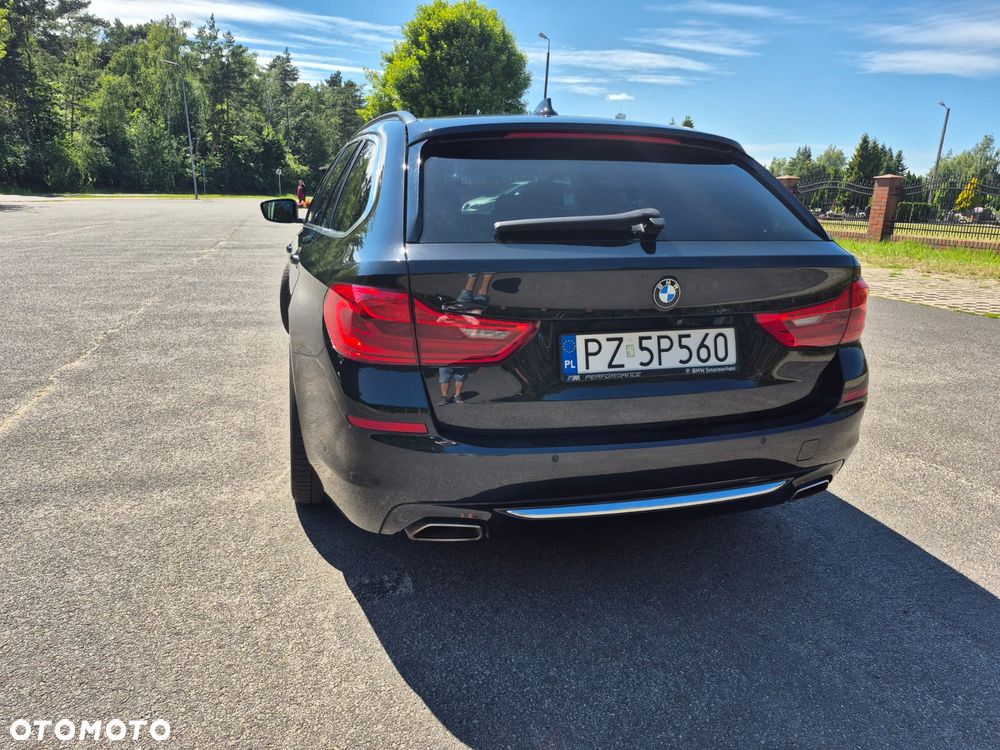 BMW Seria 5 540i xDrive GPF Luxury Line - 9
