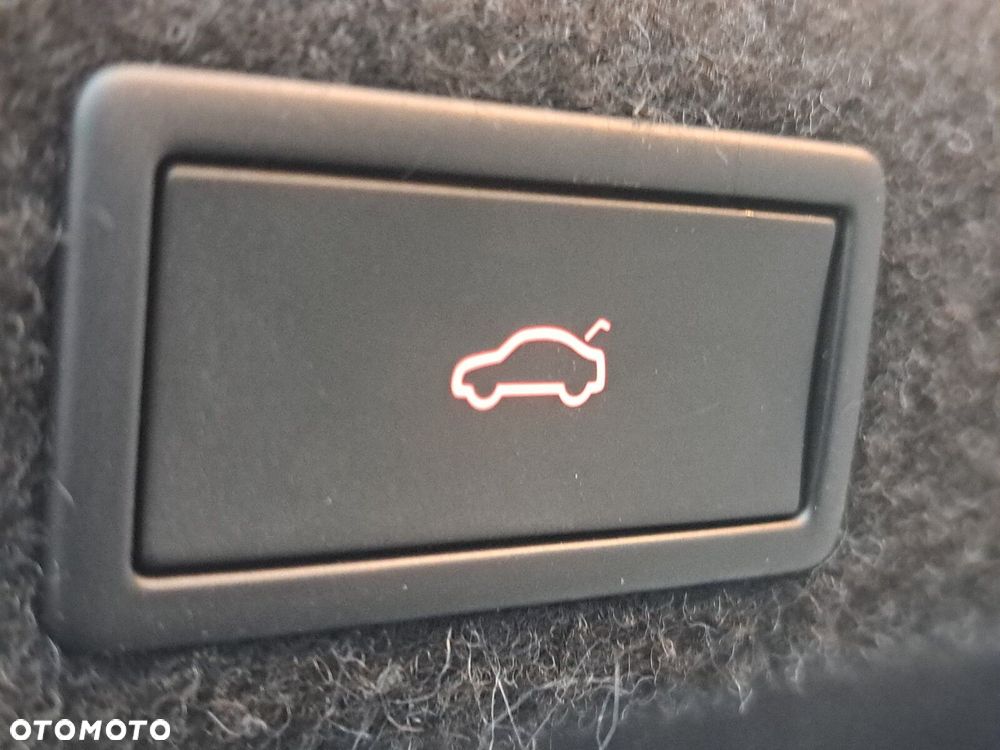 Skoda Octavia 2.0 TDI SCR Style DSG - 37