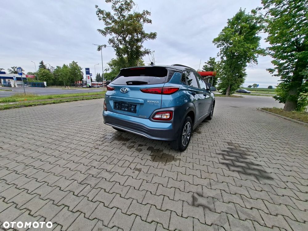 Hyundai Kona - 5