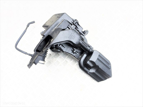 MAZDA 3 BM 1.5B 2.0B SKAYACTIV OBUDOWA FILTRA POWIETRZA