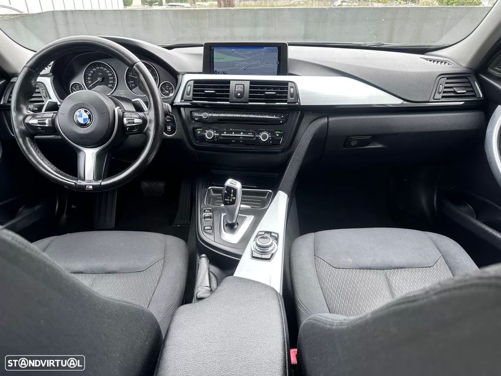 BMW 320 d Auto Line Sport - 30