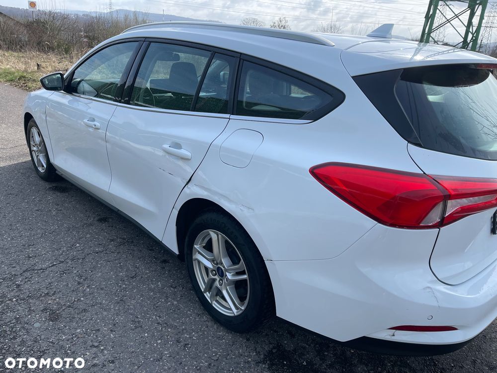 Ford Focus 1.5 EcoBlue Active - 11