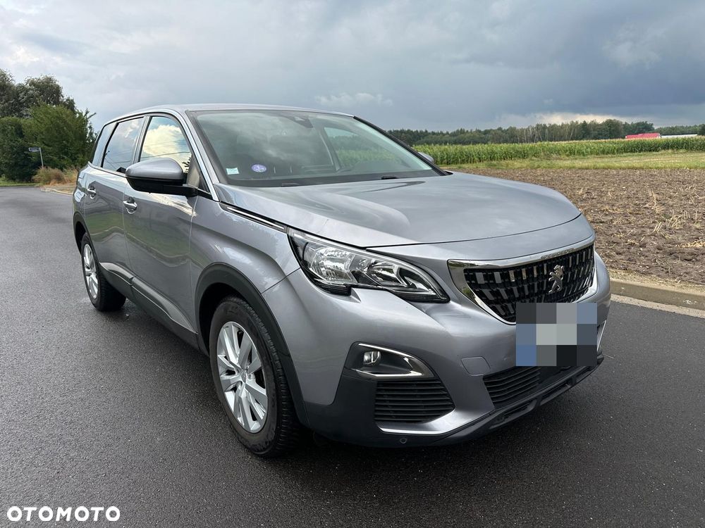 Peugeot 5008 - 8