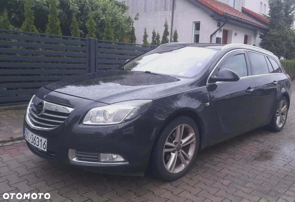 Opel Insignia - 1