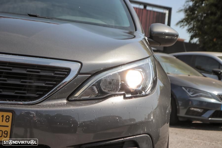 Peugeot 308 SW 1.5 BlueHDi Style — fotografia 2