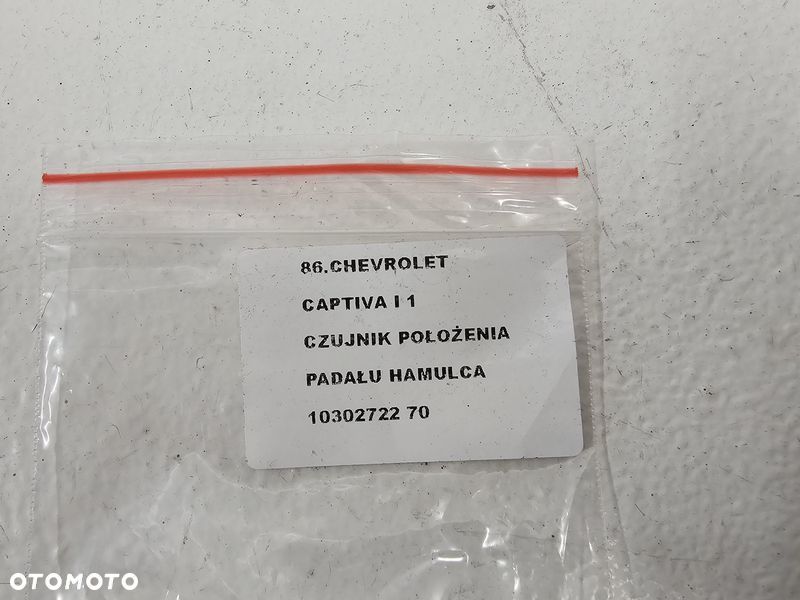 CHEVROLET CAPTIVA I 1 MOKKA A CZUJNIK POŁOŻENIA PEDAŁU HAMULCA 10302722 - 7