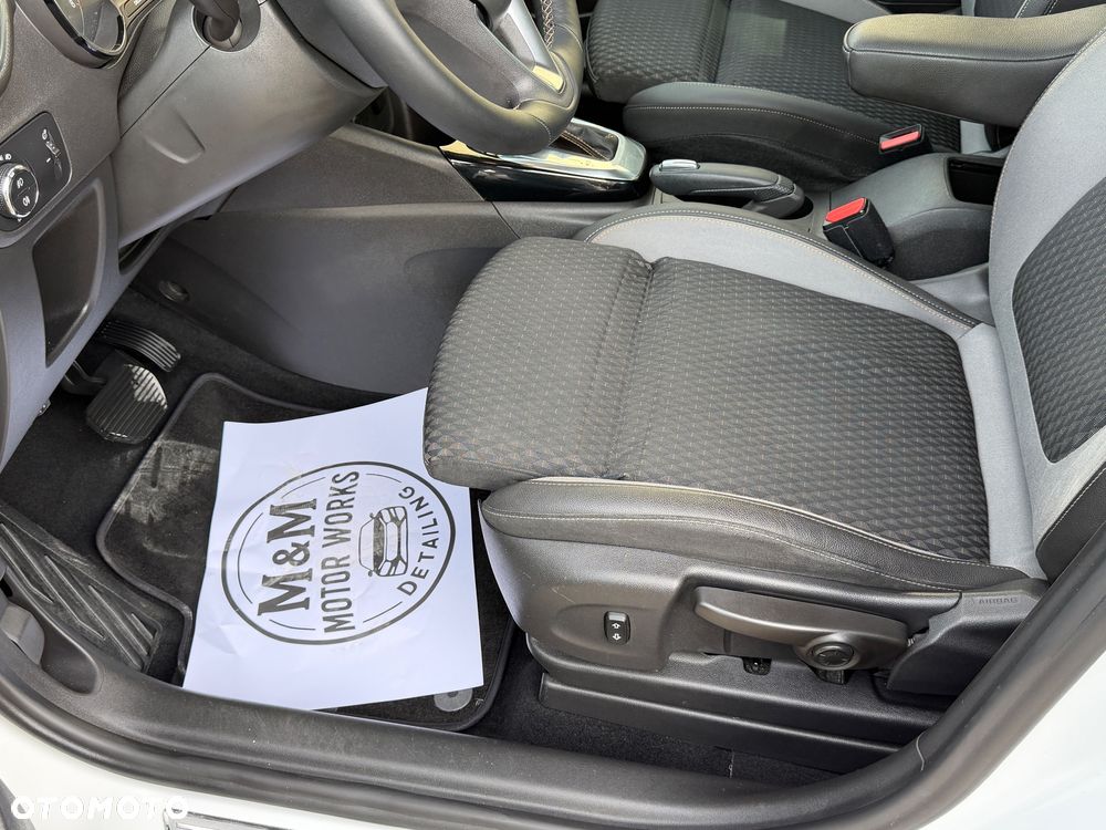 Opel Crossland X 1.2 T Design Line S&S - 16