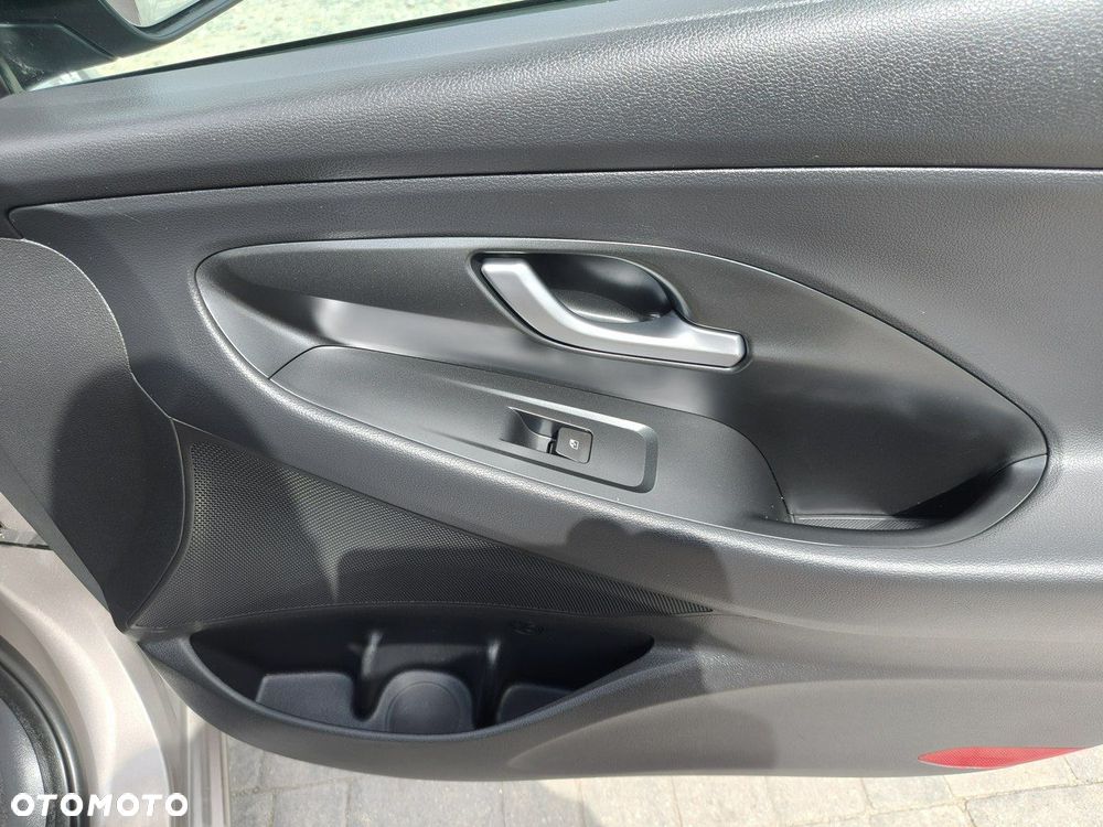 Hyundai i30 1.6 CRDI DCT Trend - 24