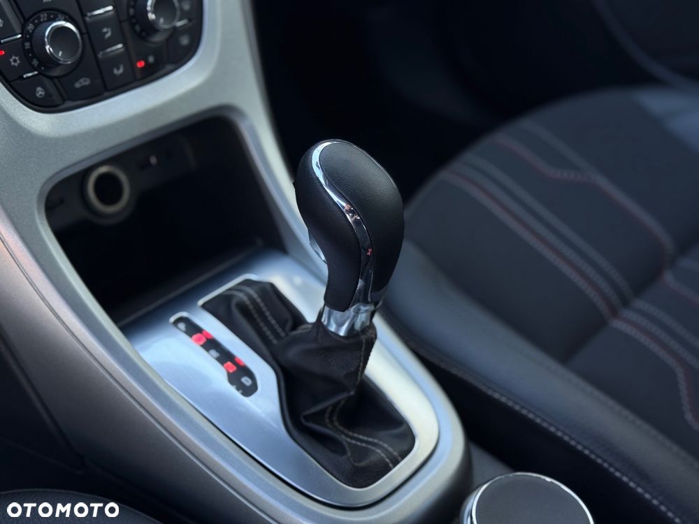 Opel Astra 1.4 Turbo Automatik - 20