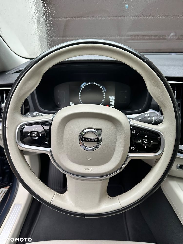 Volvo S60 T6 AWD Momentum Pro - 14