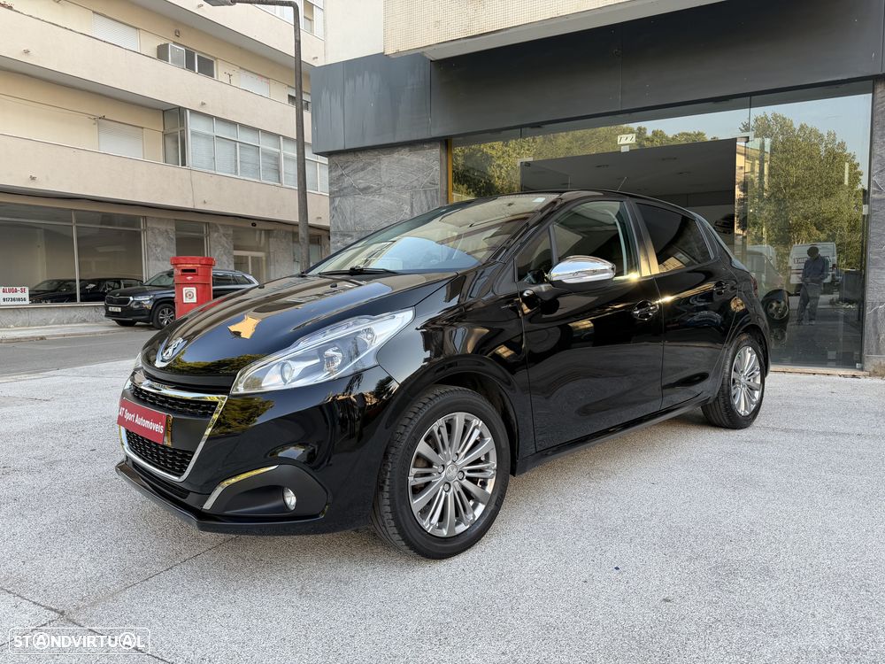 Peugeot 208 1.2 PureTech Signature - 8