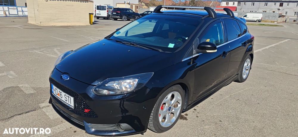 Ford Focus - 1