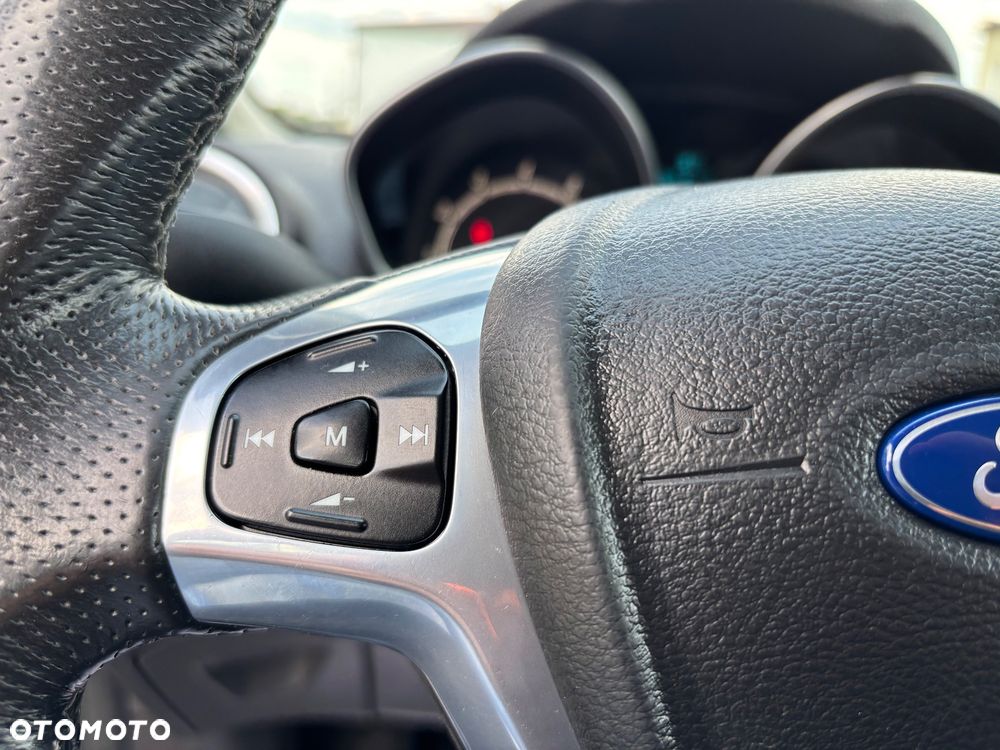 Ford Fiesta 1.4 Gold X (SVP) - 14