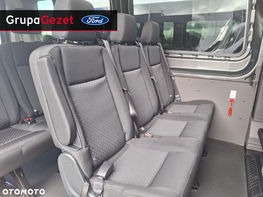 Ford Transit - 13