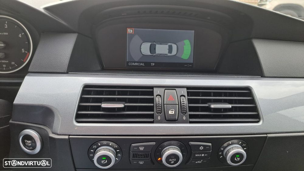 BMW 520 d Executive - 37