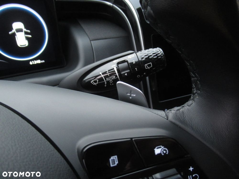 Hyundai Tucson 1.6 T-GDi HEV Executive 2WD - 17