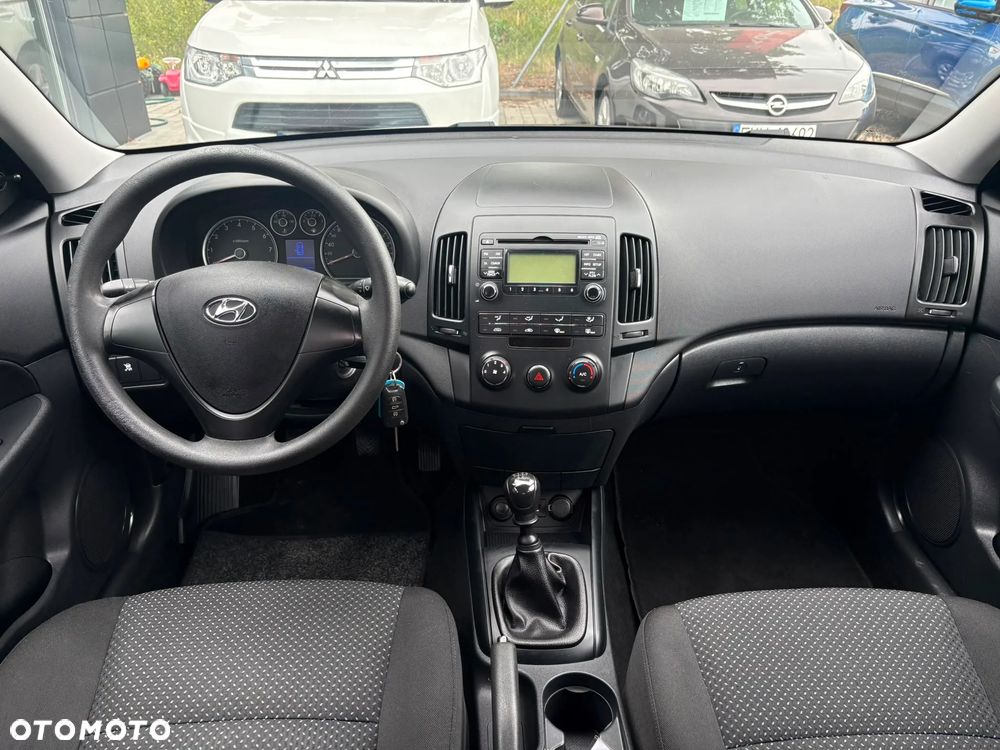 Hyundai i30 1.4 Base EU5 - 10