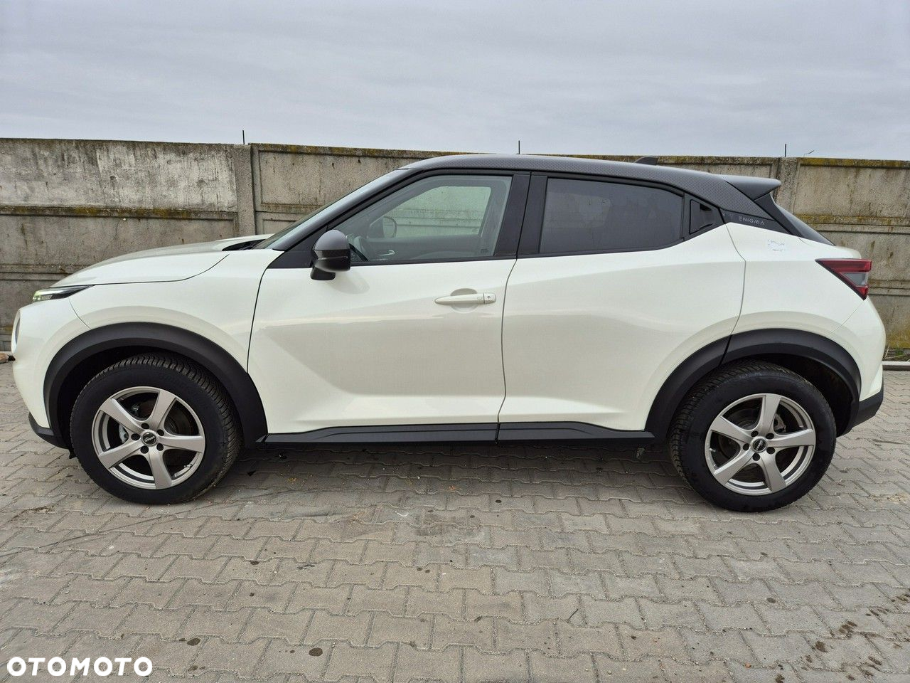 Nissan Juke 1.0 DIG-T DCT Enigma - 5