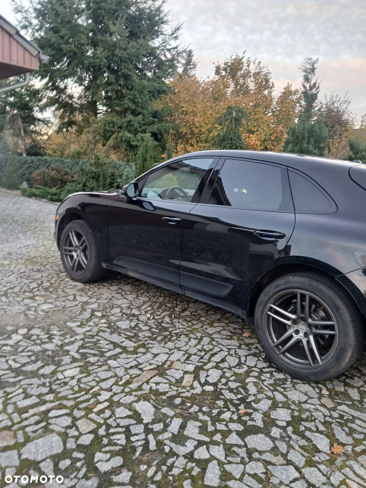 Porsche Macan Standard - 4