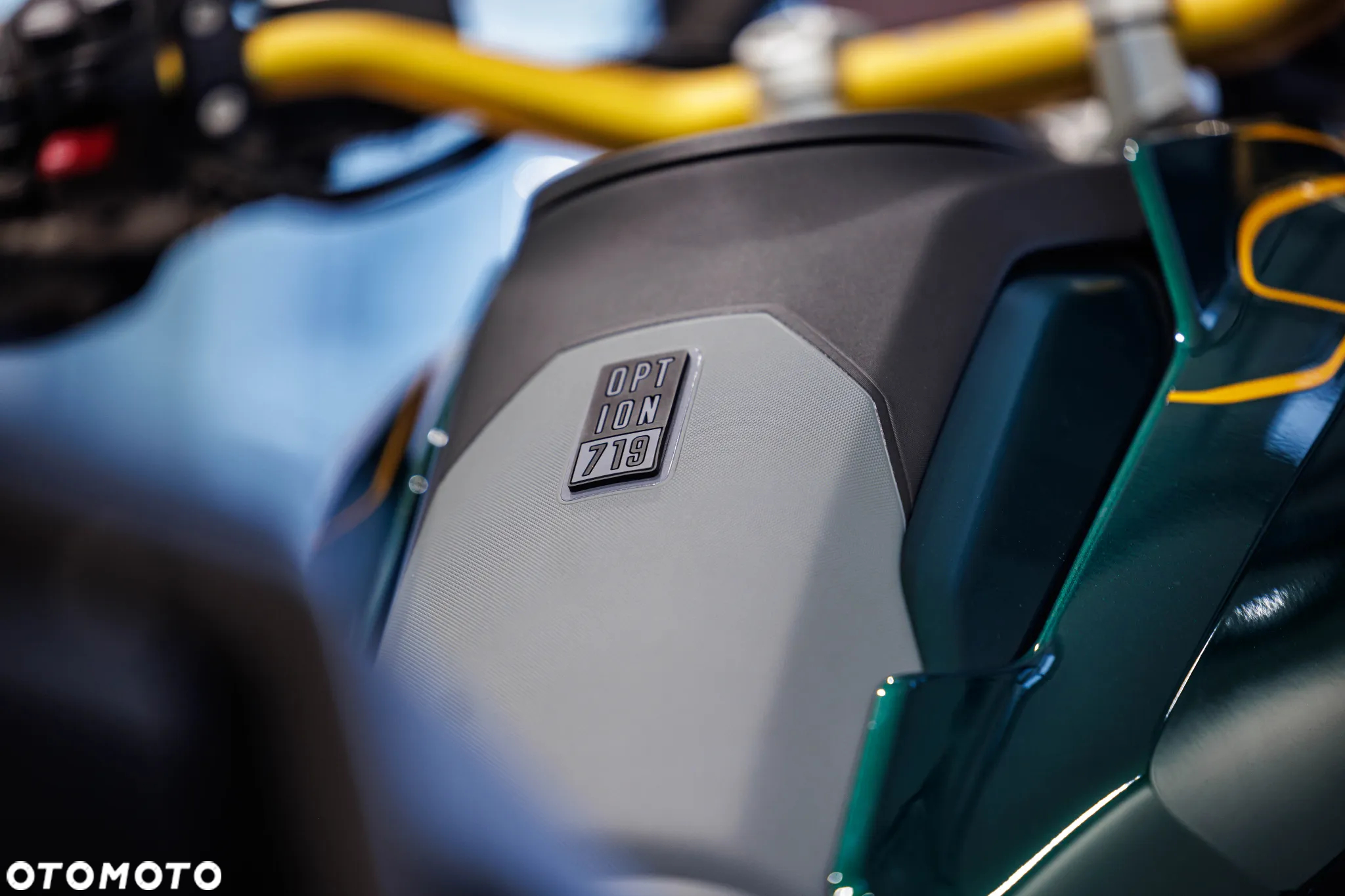 BMW R - 9