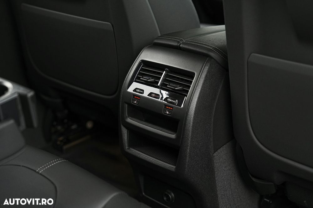 BMW X6 xDrive40i AT MHEV - 28