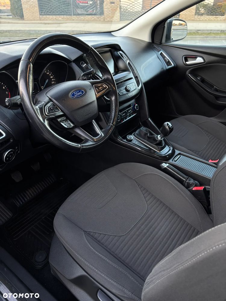 Ford Focus 1.0 EcoBoost Titanium - 7