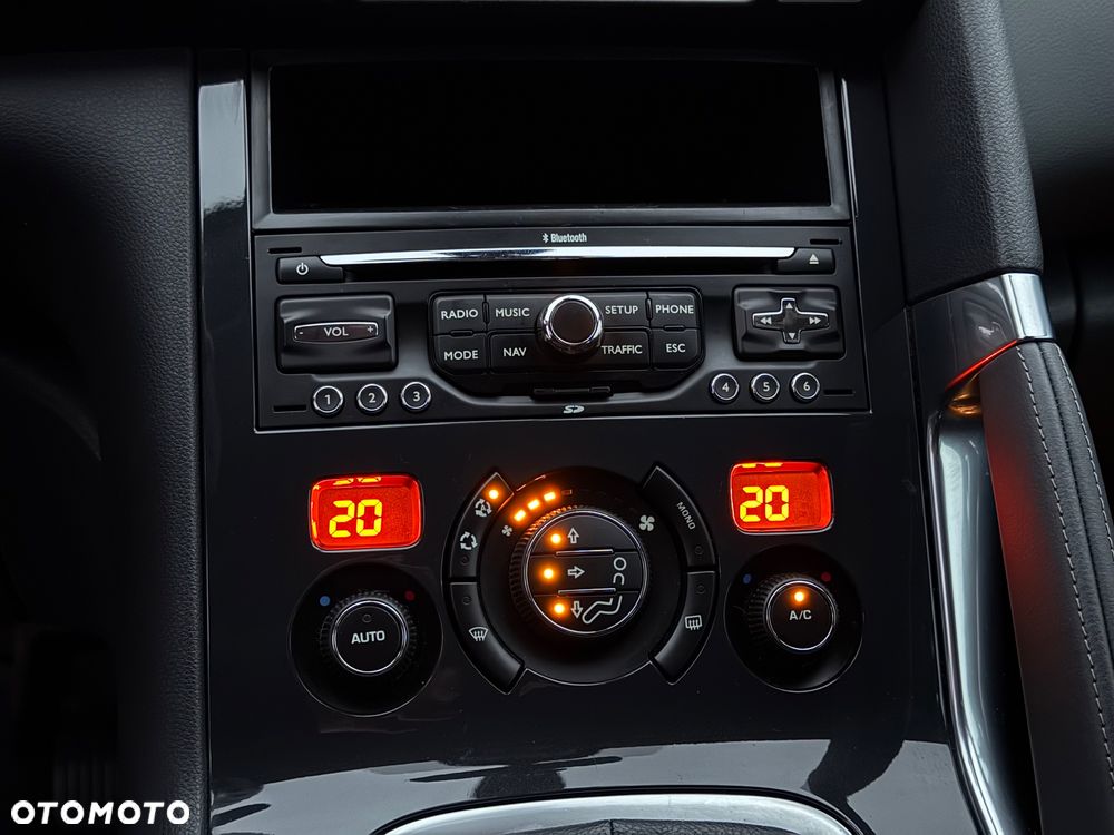 Peugeot 3008 1.6 Style - 20